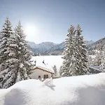 Rothornblick 52 By Vacations, Mit Bergblick Und Privatparkplatz Daire Arosa