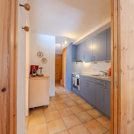 Rothornblick 52 By Vacations, Mit Bergblick Und Privatparkplatz * Arosa