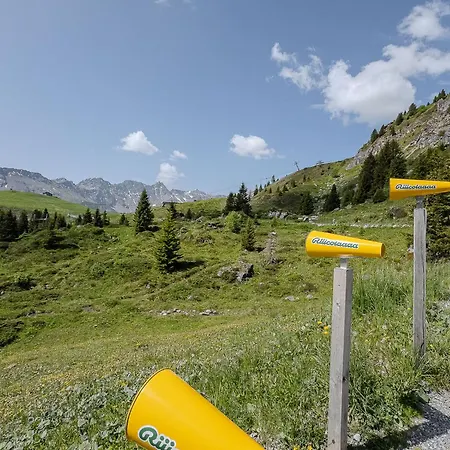 Daire Rothornblick 52 By Vacations, Mit Bergblick Und Privatparkplatz