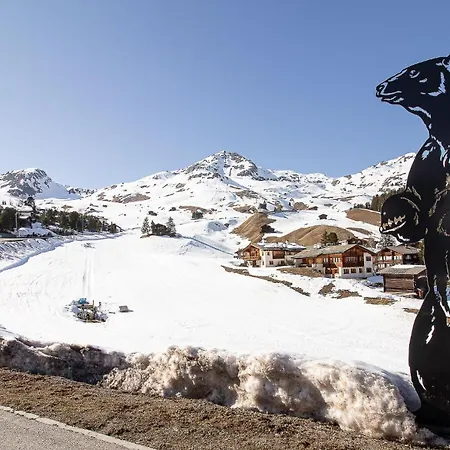 Rothornblick 52 By Vacations, Mit Bergblick Und Privatparkplatz Arosa